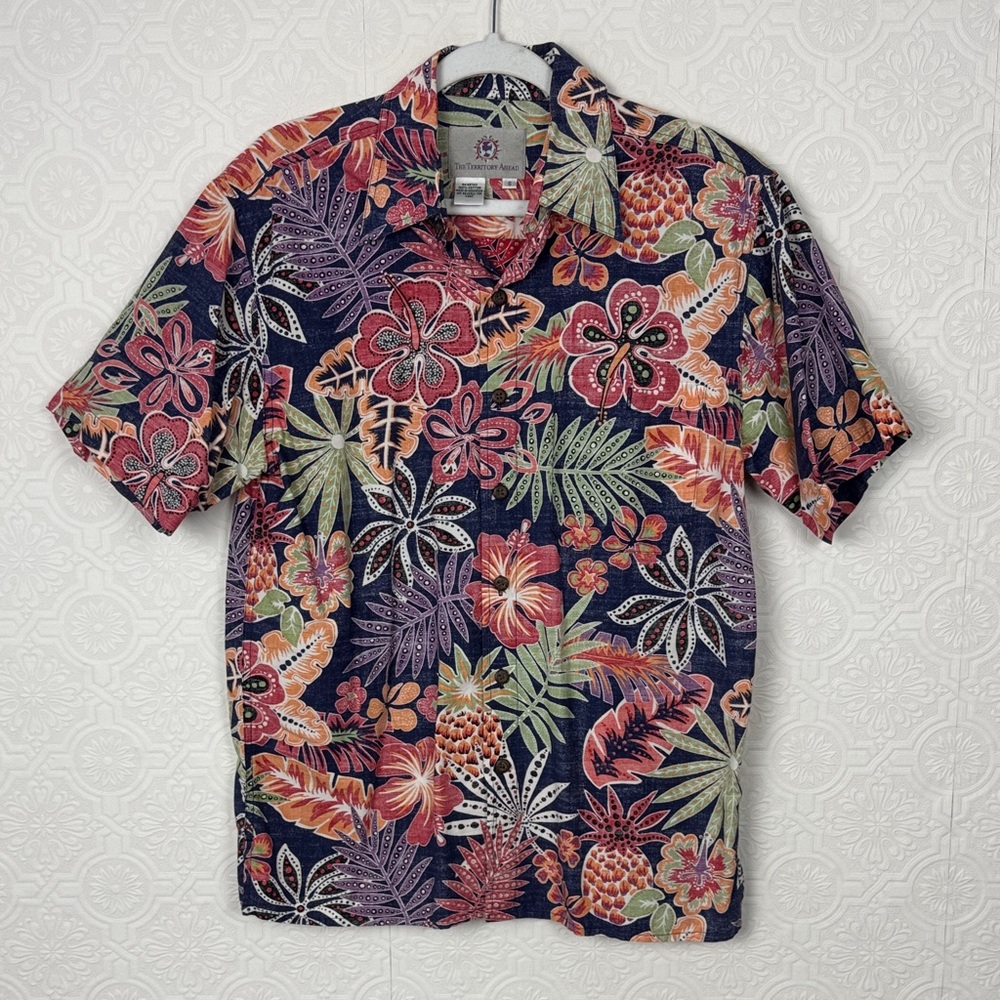 The Territory Ahead Hawaiian Floral Camp Shirt 100% Cotton Size Small